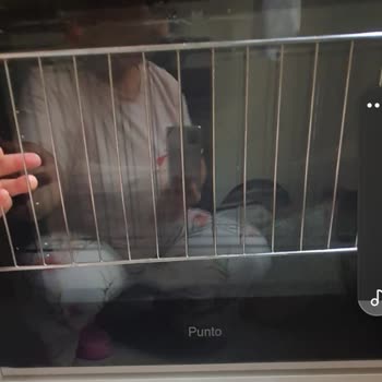 Fırının Eksik Izgara Teli Güvenlik Riski Oluşturuyor, Ücret Talebi Mağdur Ediyor