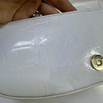 Kuru Temizlemede Çantam Zarar Gördü, Mağduriyetim Giderilmiyor!