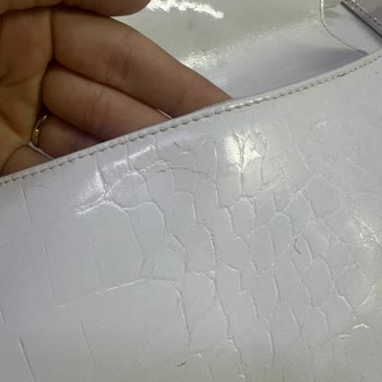 Kuru Temizlemede Çantam Zarar Gördü, Mağduriyetim Giderilmiyor!