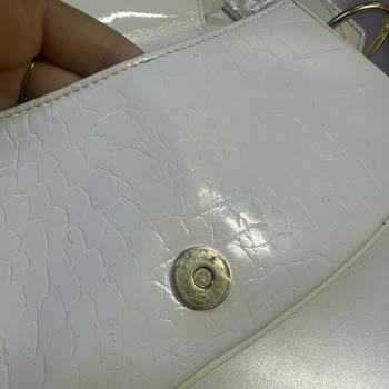 Kuru Temizlemede Çantam Zarar Gördü, Mağduriyetim Giderilmiyor!