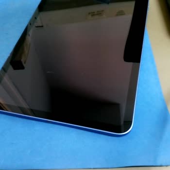 İpad'in Kendi Kendine Eğilmesine Garanti Kapsamında Çözüm İstiyorum