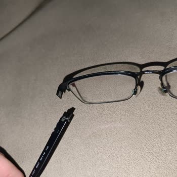 Garanti Süresi Biter Bitmez Gözlükte Arıza Ve Çözüm Eksikliği