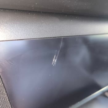 Garantili Citroen C4’te Ön Panel Çatlağına Çözüm Sunulmuyor, Mağduriyet Yaşıyorum