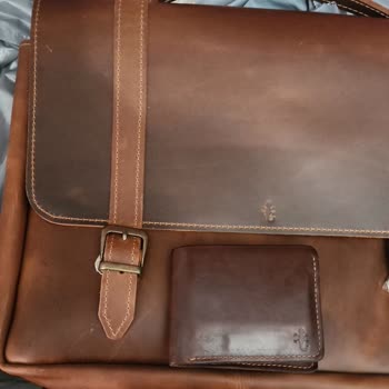 Yanlış Renk Çanta Gönderimi Ve İletişim Sorunu