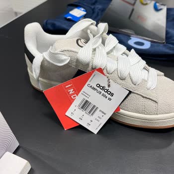 Adidas Yanlış Kampanya Etiketi Nedeniyle Alışverişte Mağduriyet Yaşadık