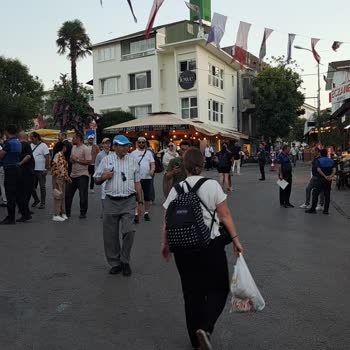 Lowe Büyükada'da Beklenmedik Küver Ücreti Ve Kalitesiz Hizmet Deneyimi