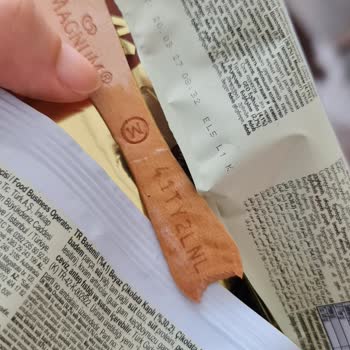 Kırık Dondurma Çubuğu Çocuğumun Sağlığını Tehlikeye Attı, Geri Dönüş Bekliyorum