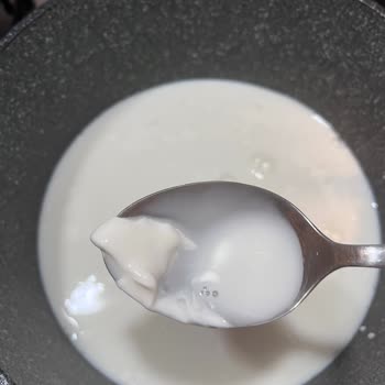 Aldığım Sek Süt Bozuk Çıktı, Mağduriyetimin Giderilmesini İstiyorum