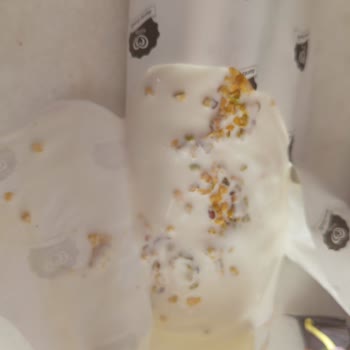 Erimiş Ürün Teslimatı Ve Cevapsız Şikayet Sonrası Ücret İadesi Talebim