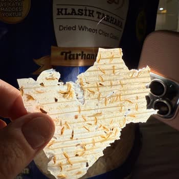 Kapalı Paket Tarhanada Saç Çıkması Üretim Hatası Şoku