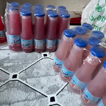 Link B Vitaminli Çilekli İçeceklerde Renk Ve Tat Farklılığı İle İletişim Sorunu