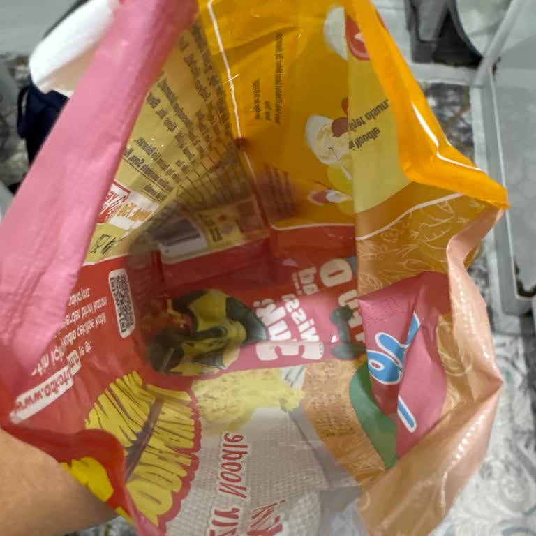 Aldığım Noodle Paketlerinde Eksik Baharat Ve Yağ Şoku!