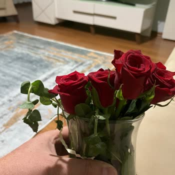 Çiçek Sepeti'nden Gelen Ürün Görseldekinden Farklı Ve Özel Günü Mahvetti