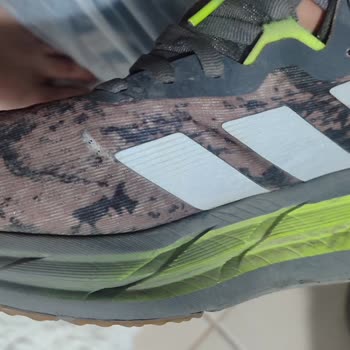 Adidas Ayakkabıda Amblem Yırtılması Ve Garanti Sorunu