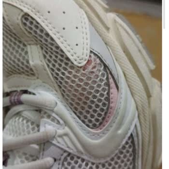 Satın Aldığım New Balance Ayakkabının Kısa Sürede Yırtılması Ve Beymen İnceleme Sürecinde Mağduriyet