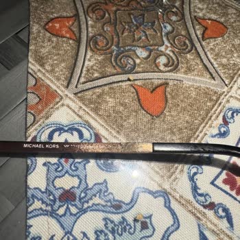 Yüksek Fiyatlı Gözlükte Sürekli Deformasyon Ve Çözüm Eksikliği