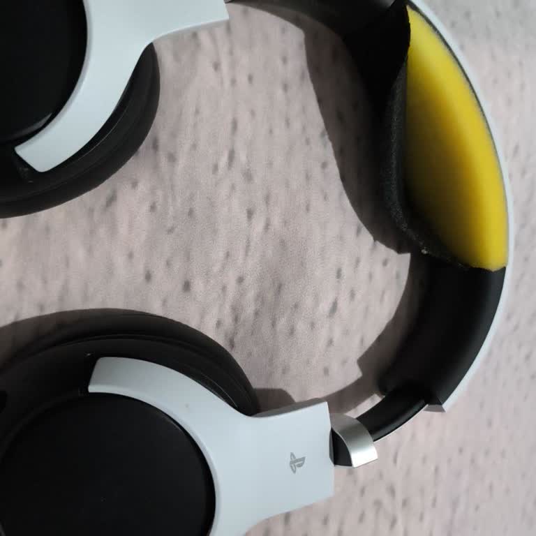 Razer Kaira Pro Kulaklıkta Garanti Süresi İçinde Üst Bandın Açılması Ve Mağduriyet