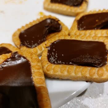 Bitter Bisküvide Küf Sorunu ve Ürün Kalitesi Hakkında Şikayet