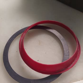 Yeni Alınan Dikey Süpürgede Conta Sorunu Ve Teknik Servis Talebi