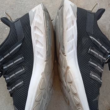 Satın Aldığım Ayakkabının Sağ Tekinde Erken Yıpranma Ve Garanti Problemi