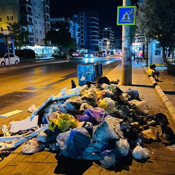 İzmir'de Çöp Sorunu