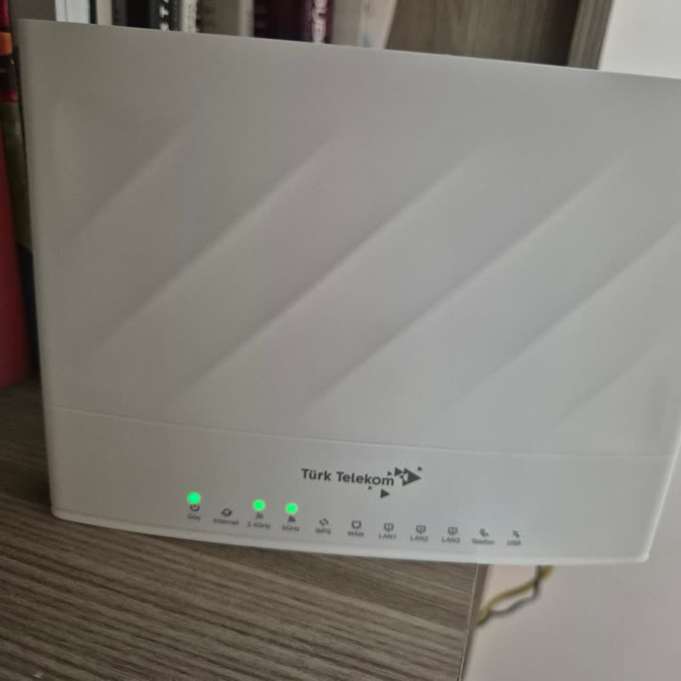 Sürekli Kesilen İnternet, Çözülmeyen Sorunlar: Mağduriyetim Giderilsin