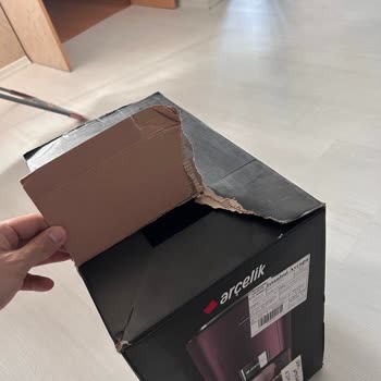 Aldığım Kahve Makinesinin Kutusu Yırtık Ve Eksik Ürünle Teslim Edildi