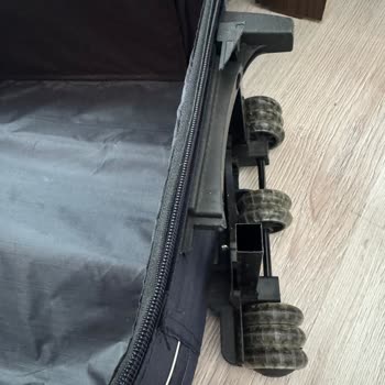 Geciken Uçuş Sonrası Kırık Valiz Mağduriyeti