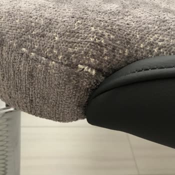 İstikbalden Alınan Koltuk Ve Sandalyelerde Yırtıklar Ve Çözülmeyen Teslimat Sorunları