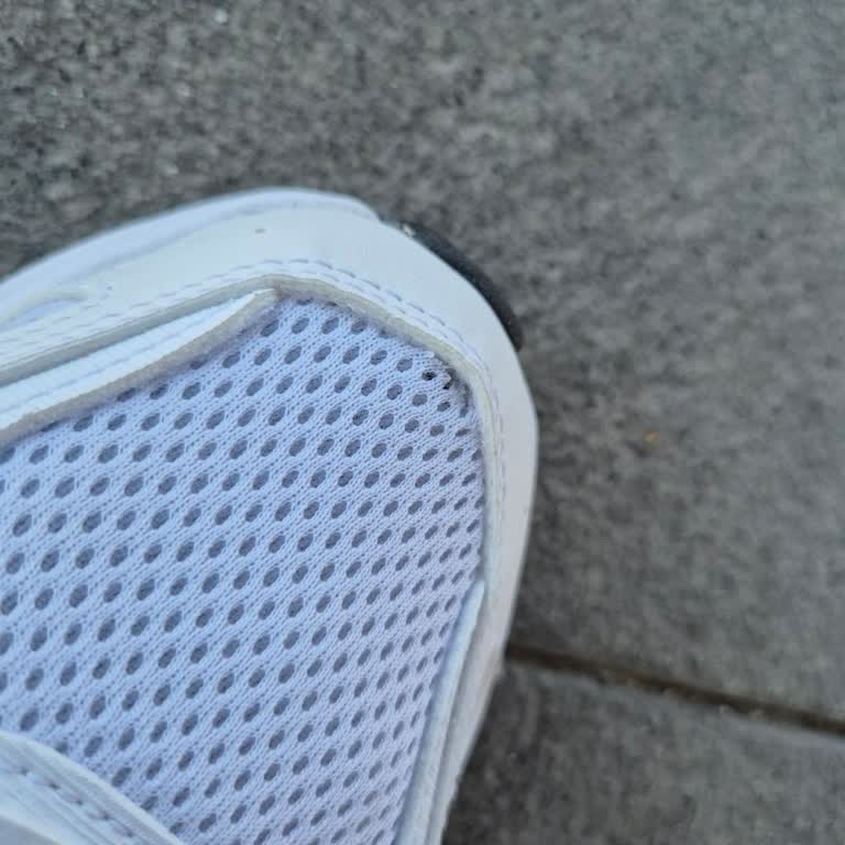 Satın Aldığım Ayakkabıda Üretim Hatası Ve Talebimin Reddi