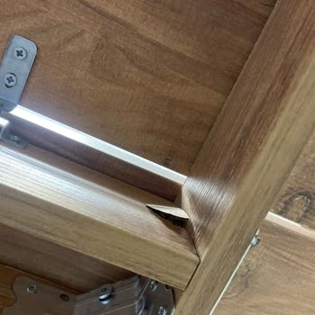 Hasarlı Masa Teslimatı Ve Yanlış Ölçüde Bar Sandalyesi: Çözüm Bekleyen Sorunlar