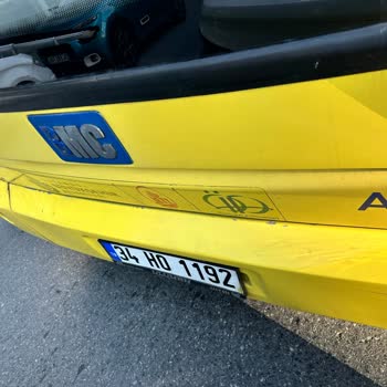 Otobüs Şoföründen Yol Verme Tartışmasında Küfürlü Hakaret