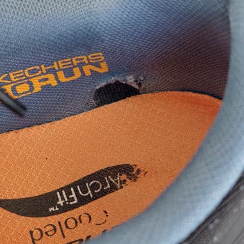 Yeni Alınan Skechers Ayakkabıda Kısa Sürede Çoklu Kalite Sorunları Yaşadım