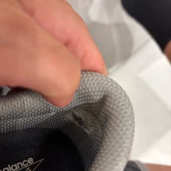 Kısa Sürede Yıpranan Ayakkabıya Değişim Talebim Reddedildi, Mağduriyetim Giderilmedi