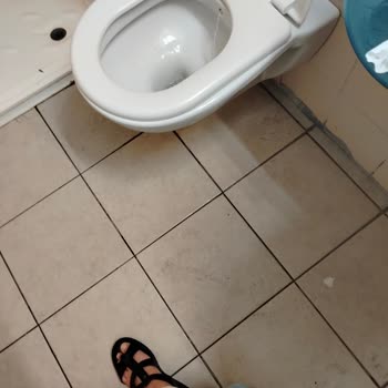 Hastanede Yetersiz Temizlik, Kötü Yemek Ve İlgisiz Personel Deneyimi