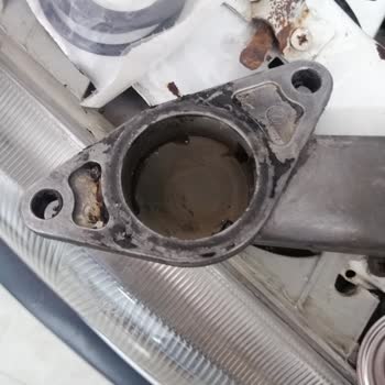 Gümüşaylar Oto Tamir ve Elektrik Bakım Servisi Eksik İş Yapıp Bizi Zarara Sokuyor