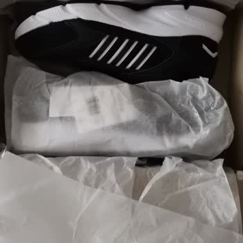 Değişim Sonrası Gelen Ayakkabıda Koku Ve İade Sorunu