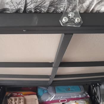 Aldığım Yatak Ve Baza Defolu Çıktı, Mağduriyetim Bir Yıldır Giderilmiyor