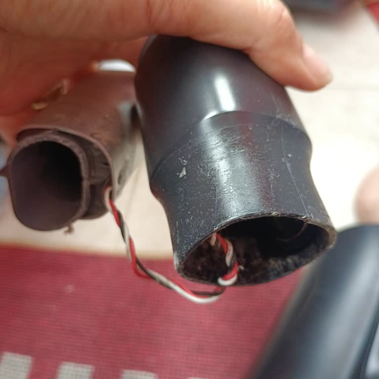 Süpürge Borusu Kırıldı Servis Parça Bekletiyor