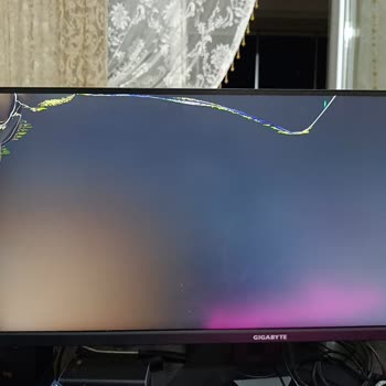 Yurtiçi Kargo Gönderide Oluşan Hasar İçin Tazminat Talebime Cevap Alamıyorum