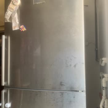 Buzdolabında Yüzey Sorunu Ve Yüksek Onarım Ücreti Mağduriyeti