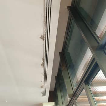 Balayı Konseptli Odada Hijyen Sorunları Ve Eksik İade Nedeniyle Mağduriyet