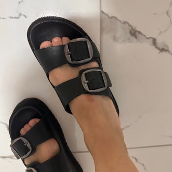 İlk Kullanımda Ciddi Rahatsızlık Veren Terlik İçin İade Talebi