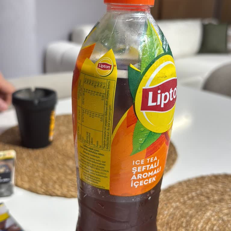 Açılmış İçecek Ve Çözümsüz Müşteri Hizmetleri Mağduriyeti