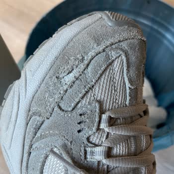 Kısa Sürede Yıpranan Skechers Ayakkabı Ve Reddedilen Şikayet Süreci