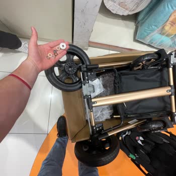 ebebek Sold Me a Canyon Travel System Stroller With a Defective Wheel