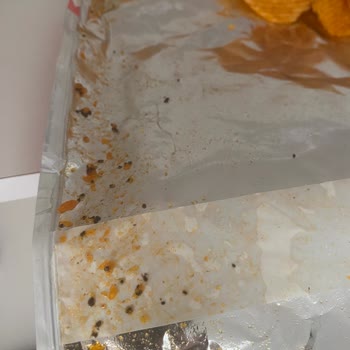 Satın Aldığım Cips Paketinden Karınca Ve Böcek Çıkması Nedeniyle Yaşadığım Hijyen Sorunu