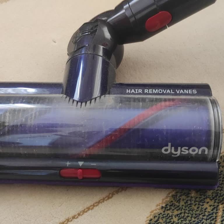 Dyson Süpürge Başlık Parçası Tekrarlayan Düşme Sorunu Ve Kalıcı Çözüm Talebi