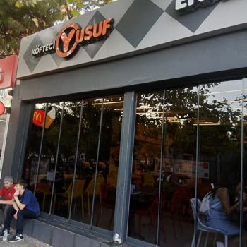 Köfteci Yusuf Şubesinde Ciddi Hijyen Problemi Ve Sağlık Endişesi