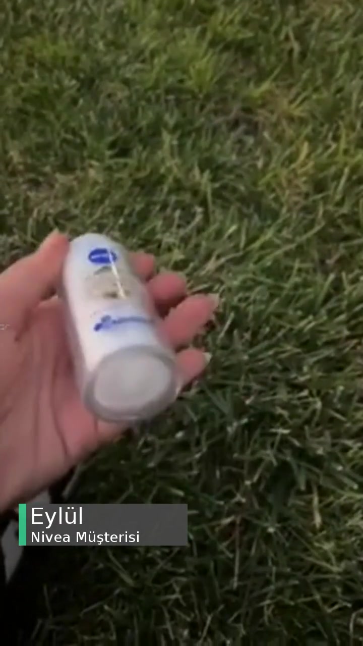 Nivea Luminous Serum İçi Boş videonun kapak resmi